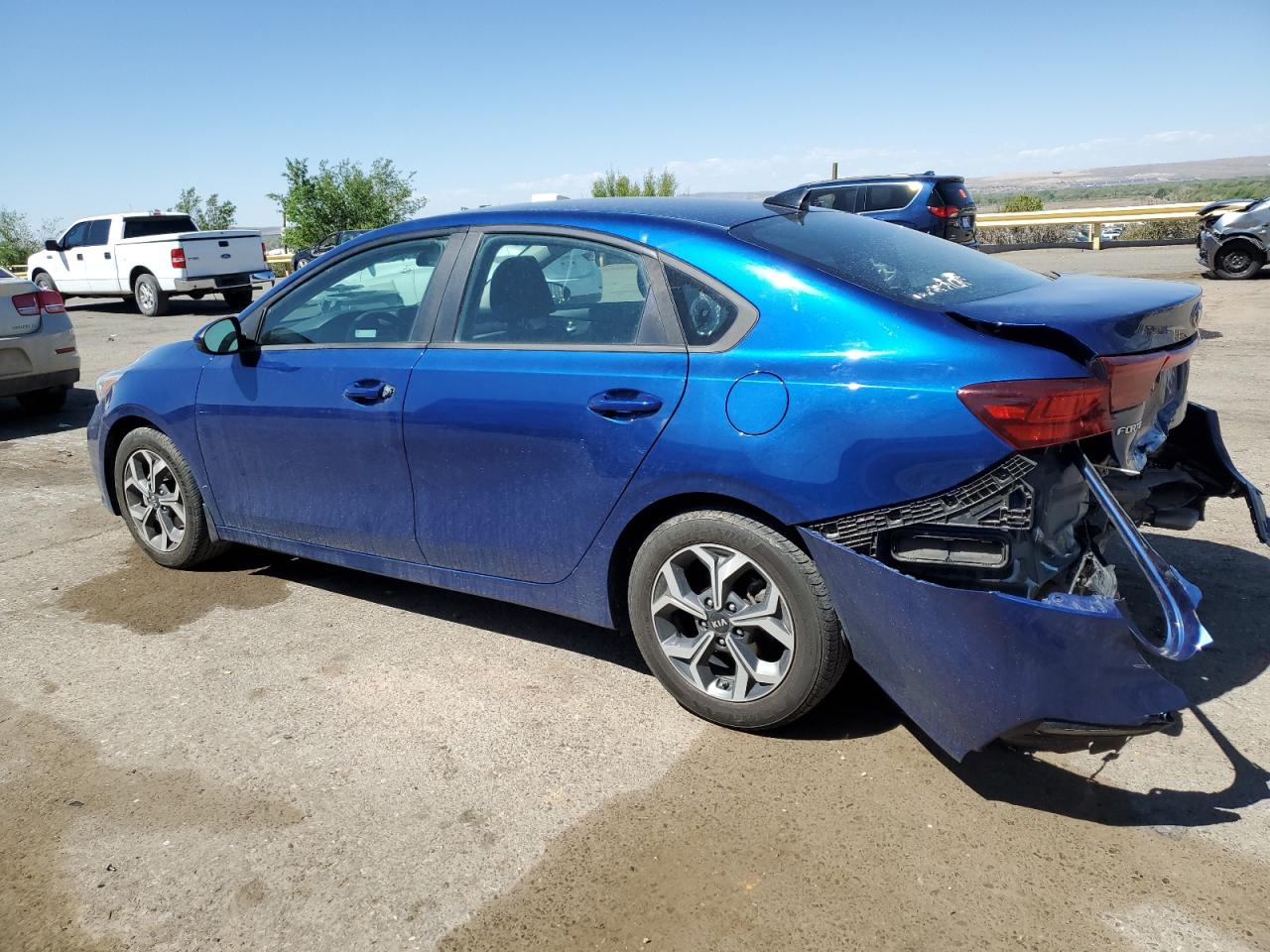 2019 Kia Forte Fe vin: 3KPF24AD2KE076231