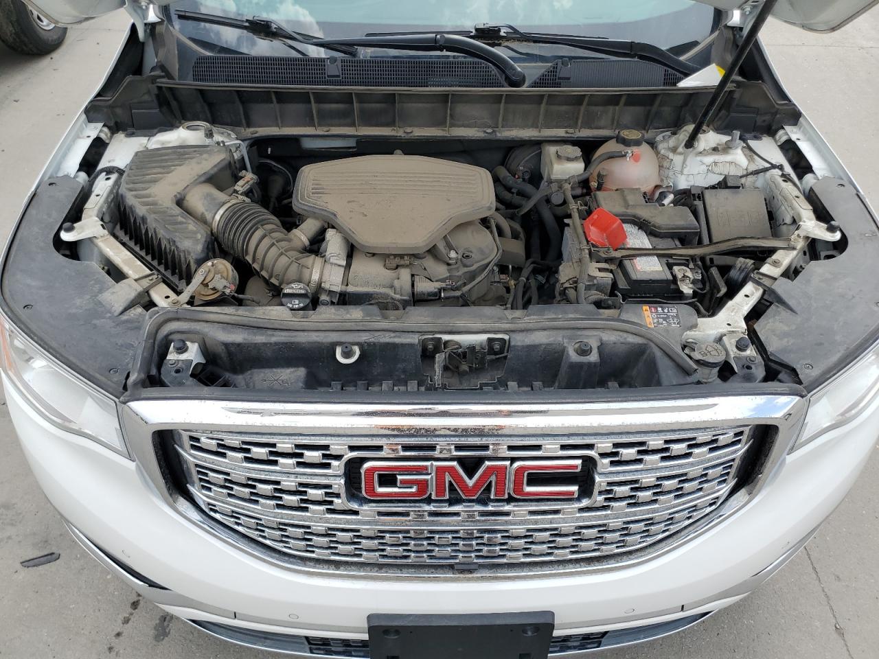 1GKKNXLS1JZ194605 2018 GMC Acadia Denali