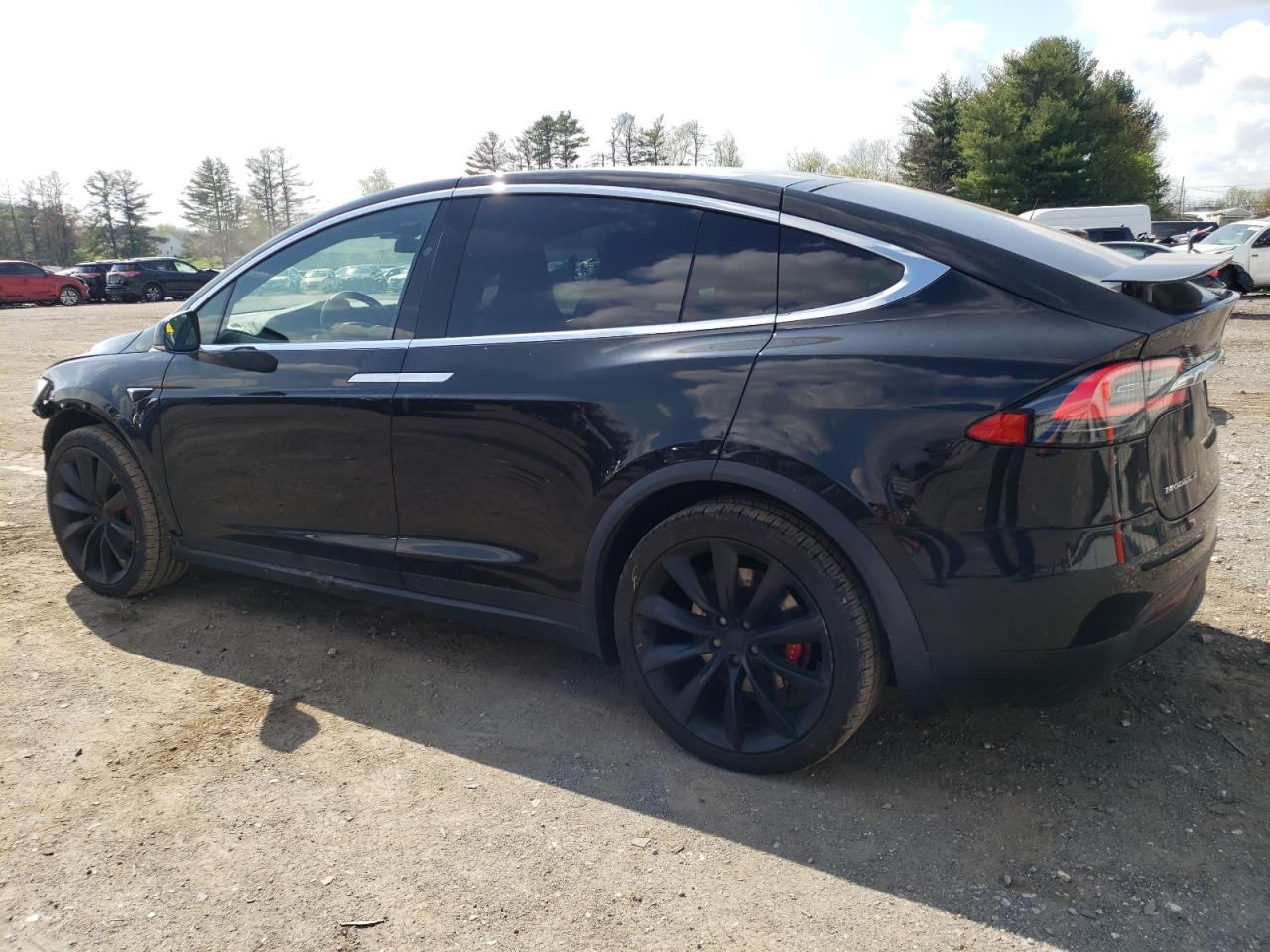 5YJXCBE48JF110472 2018 Tesla Model X