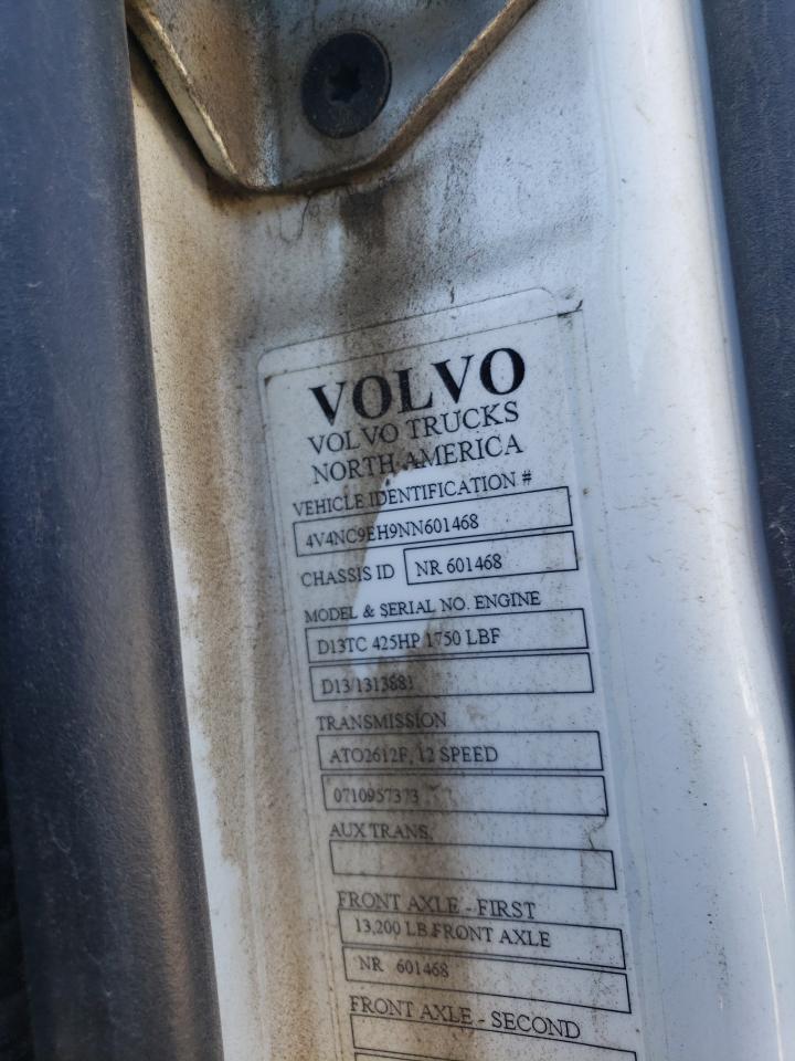 4V4NC9EH9NN601468 2022 Volvo Vn Vnl