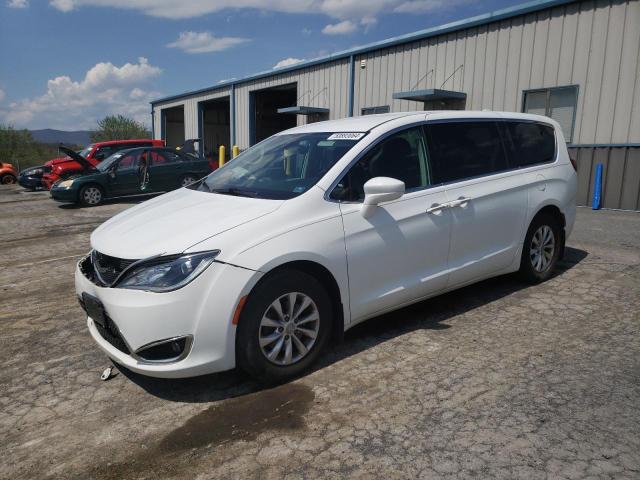 Lot #2526456883 2018 CHRYSLER PACIFICA T salvage car