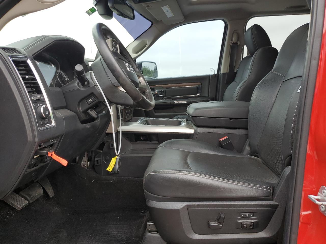 1C6RR7NT3GS288353 2016 Ram 1500 Laramie