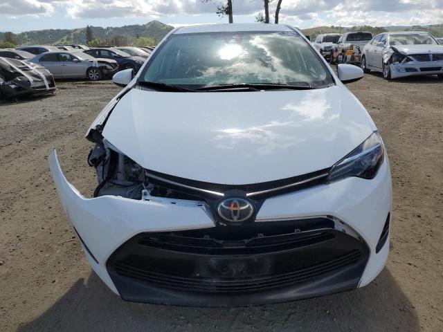 2018 Toyota Corolla L VIN: 5YFBURHE6JP752763 Lot: 52841544