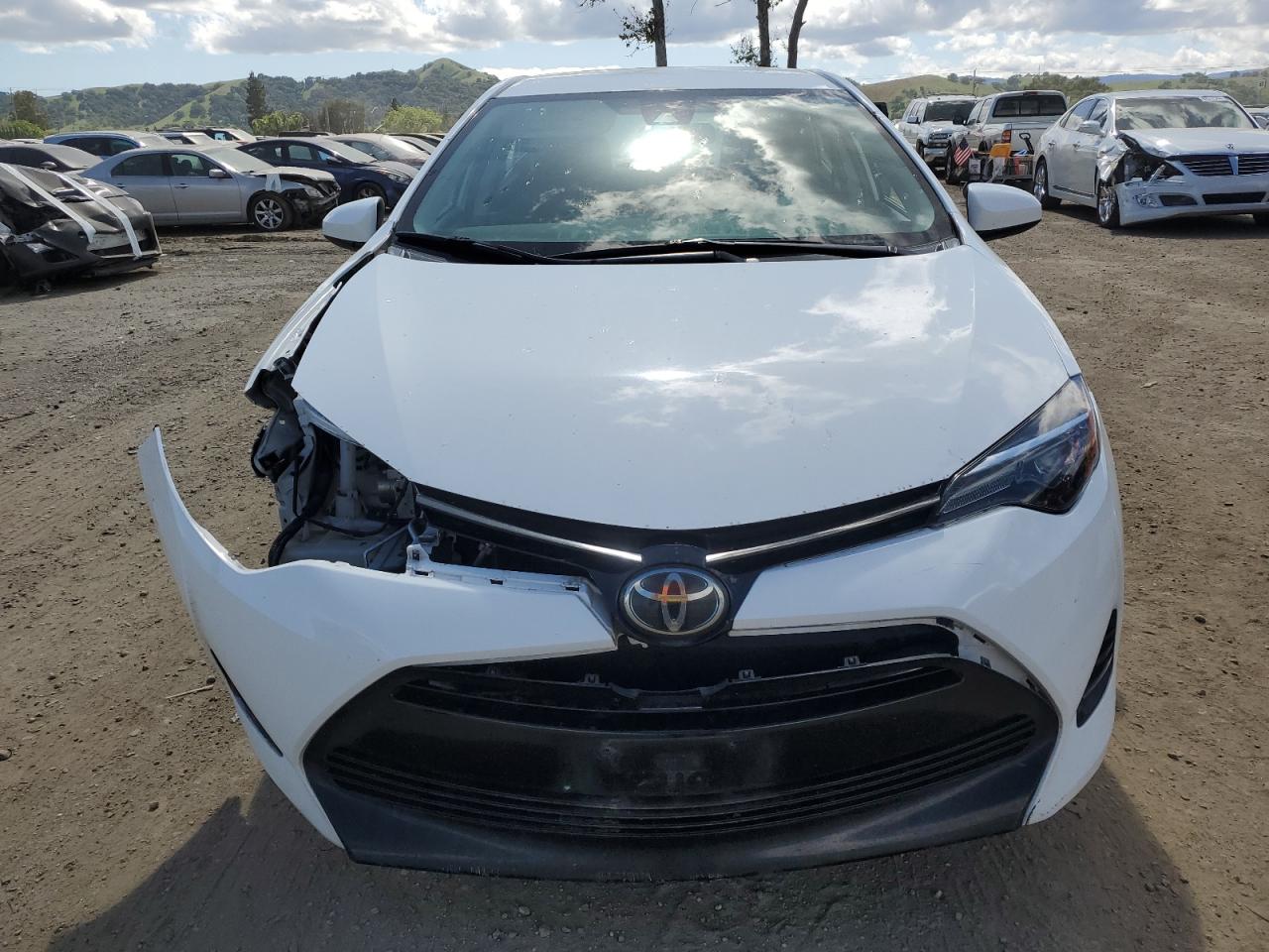 5YFBURHE6JP752763 2018 Toyota Corolla L