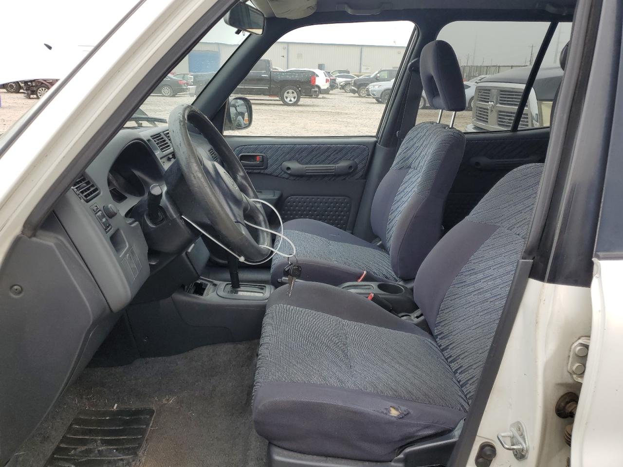 JT3GP10V1W0027815 1998 Toyota Rav4