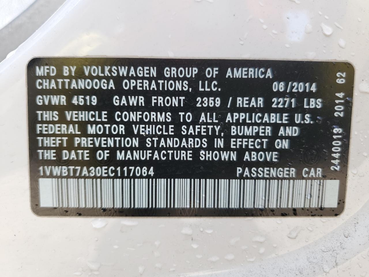 1VWBT7A30EC117064 2014 Volkswagen Passat Se