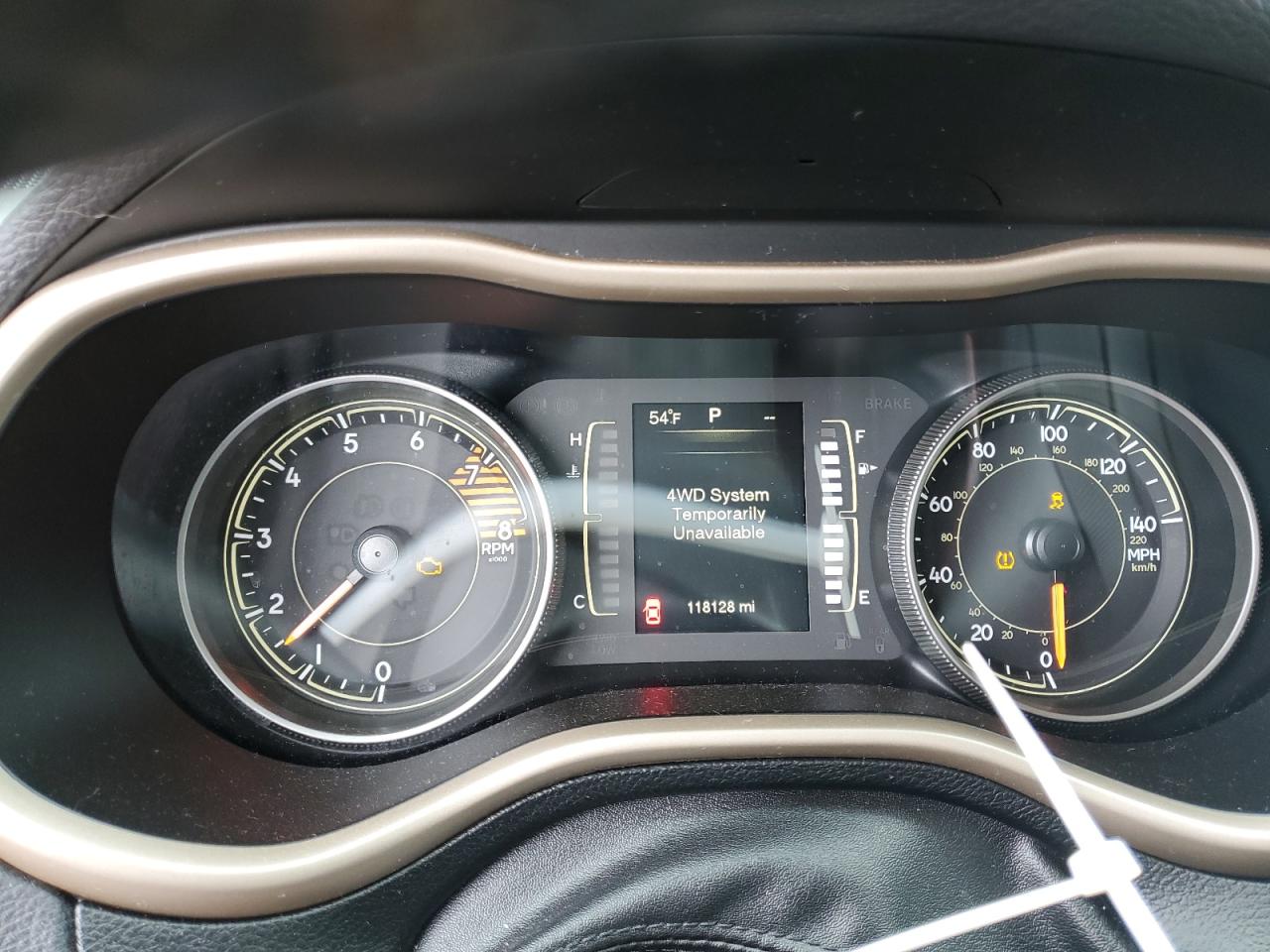 1C4PJMCS4GW204727 2016 Jeep Cherokee Latitude