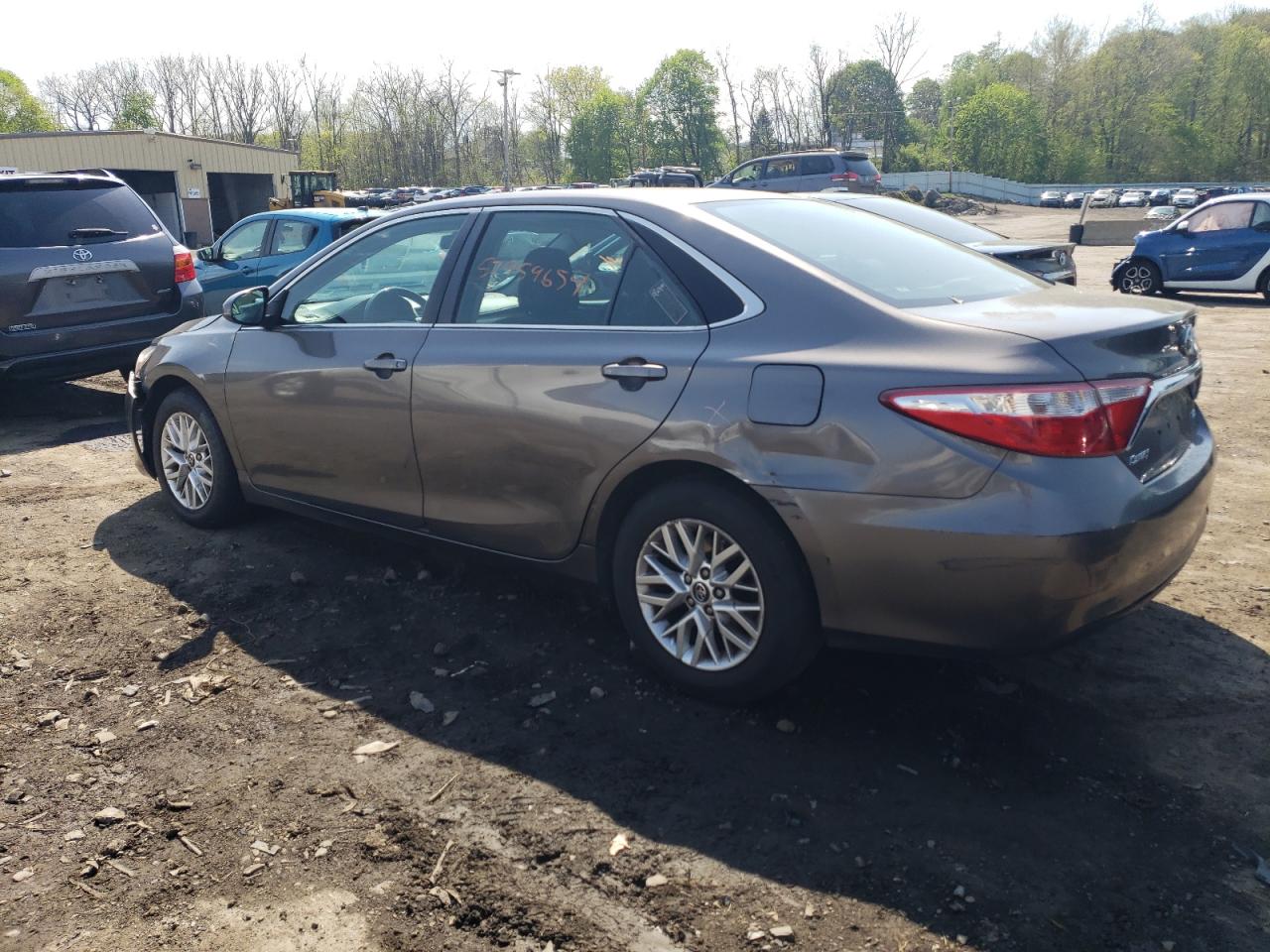 2016 Toyota Camry Le vin: 4T1BF1FK6GU194781