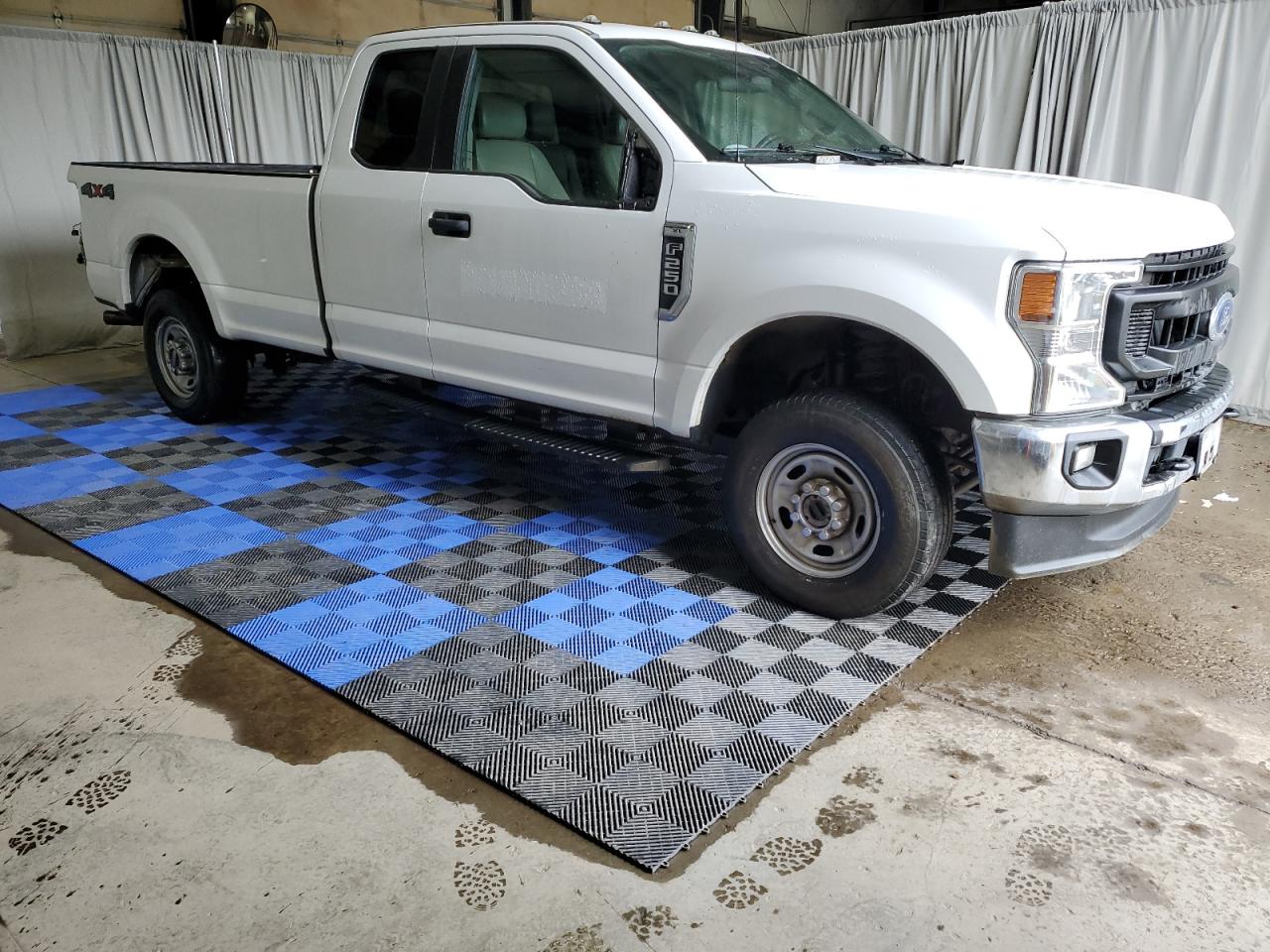 2020 Ford F250 Super Duty vin: 1FT7X2B6XLEE69949