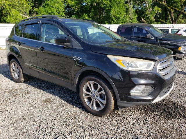 1FMCU0GD8HUA18983 | 2017 Ford escape se