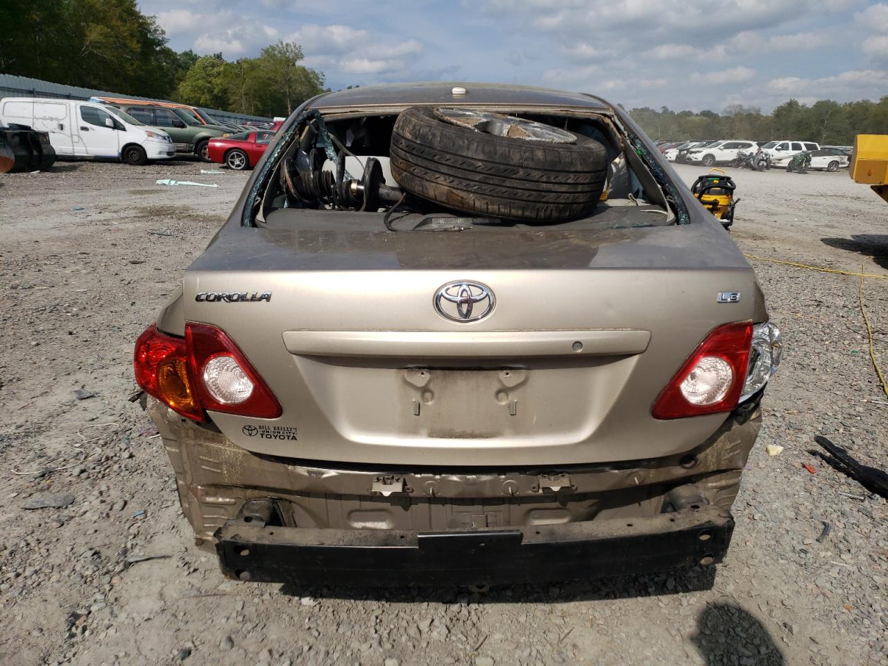 1NXBU4EE2AZ272628 2010 Toyota Corolla Base