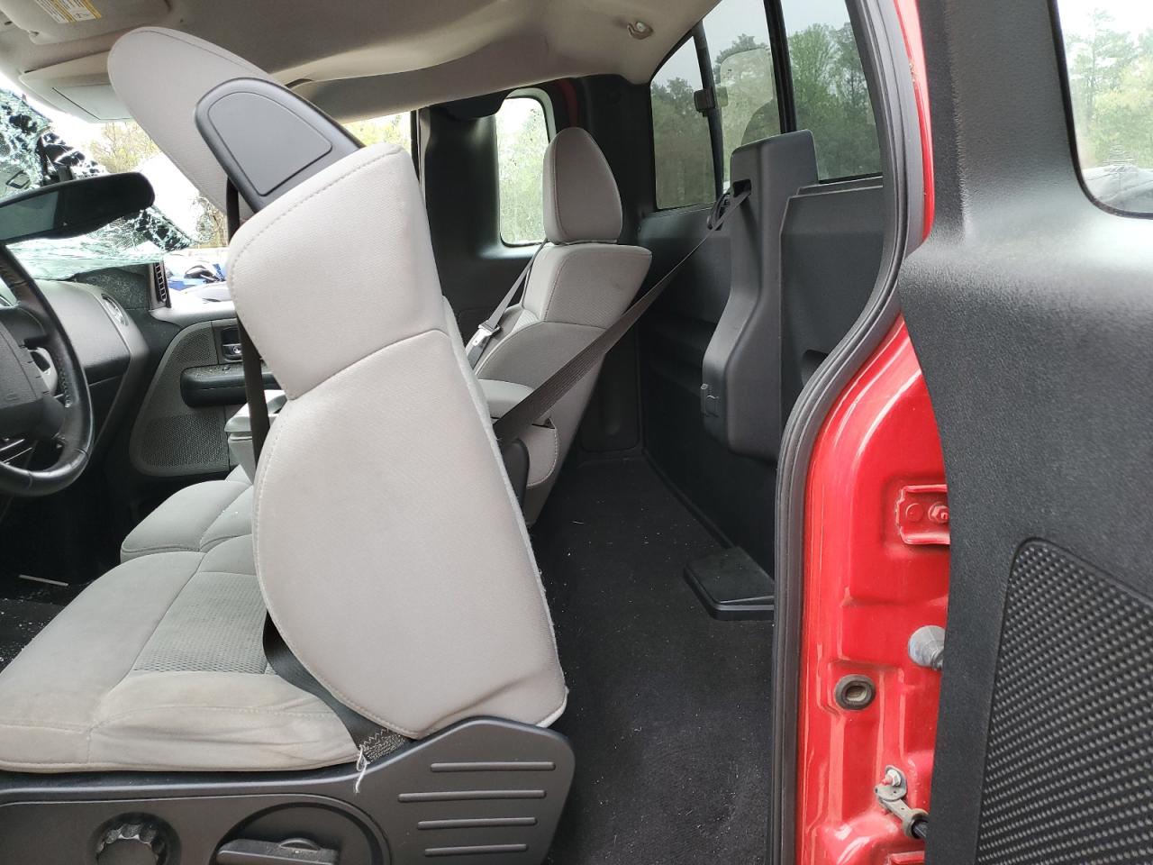 1FTRF14595NB88819 2005 Ford F150