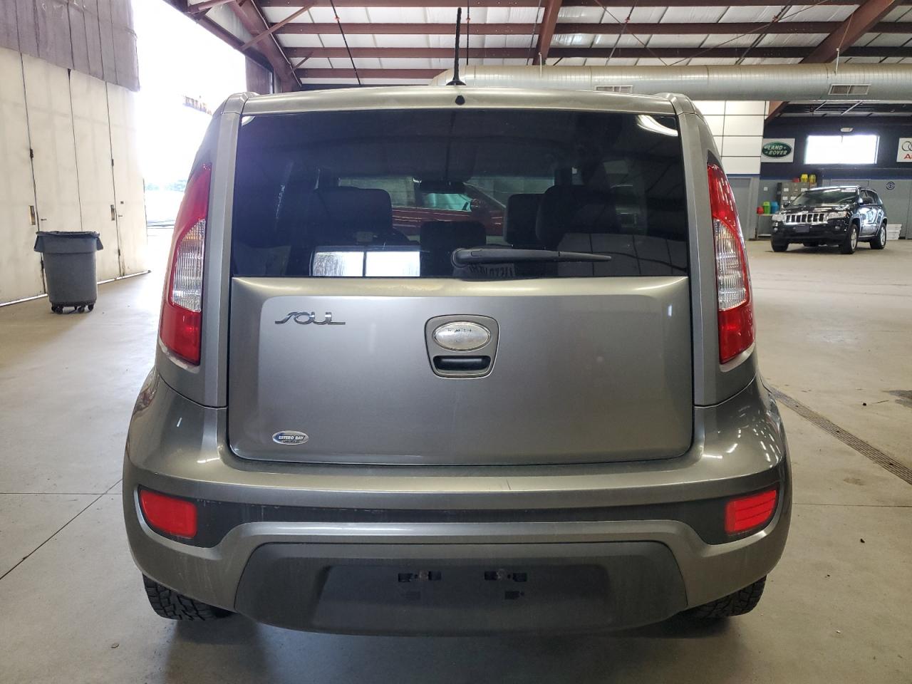 KNDJT2A54D7613902 2013 Kia Soul