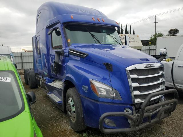 Lot #2468724891 2019 FREIGHTLINER CASCADIA 1 salvage car