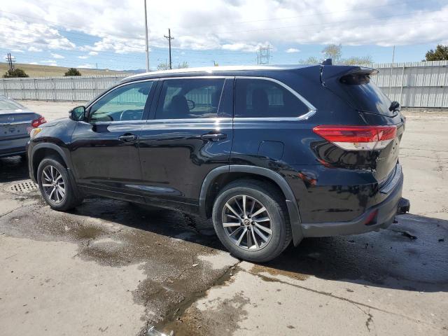 5TDJZRFH0JS557078 | 2018 Toyota highlander se