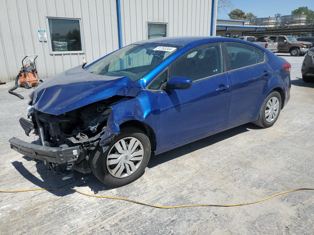 3KPFK4A7XJE272040 2018 Kia Forte Lx