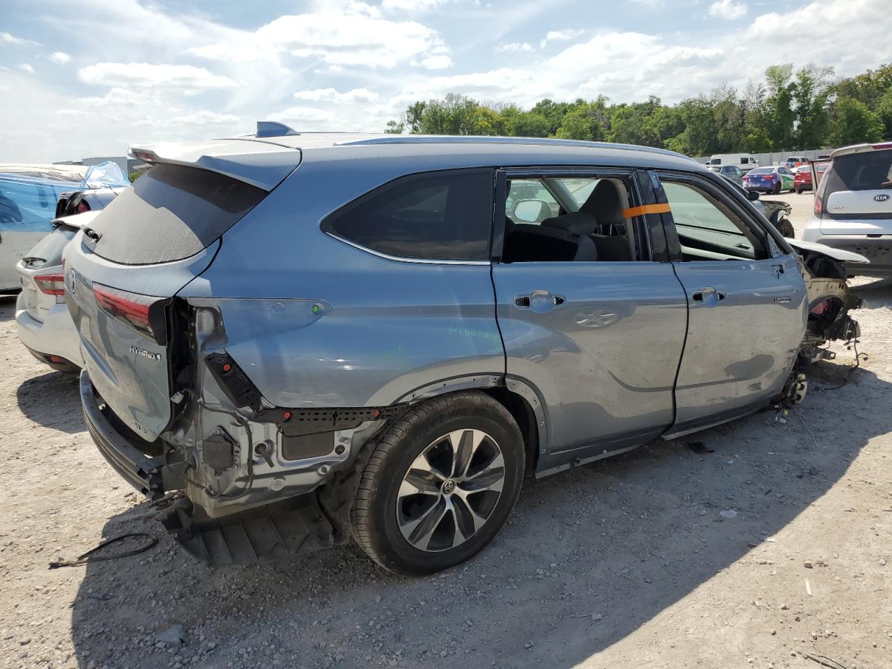 5TDHARAH3LS002397 2020 Toyota Highlander Hybrid Xle