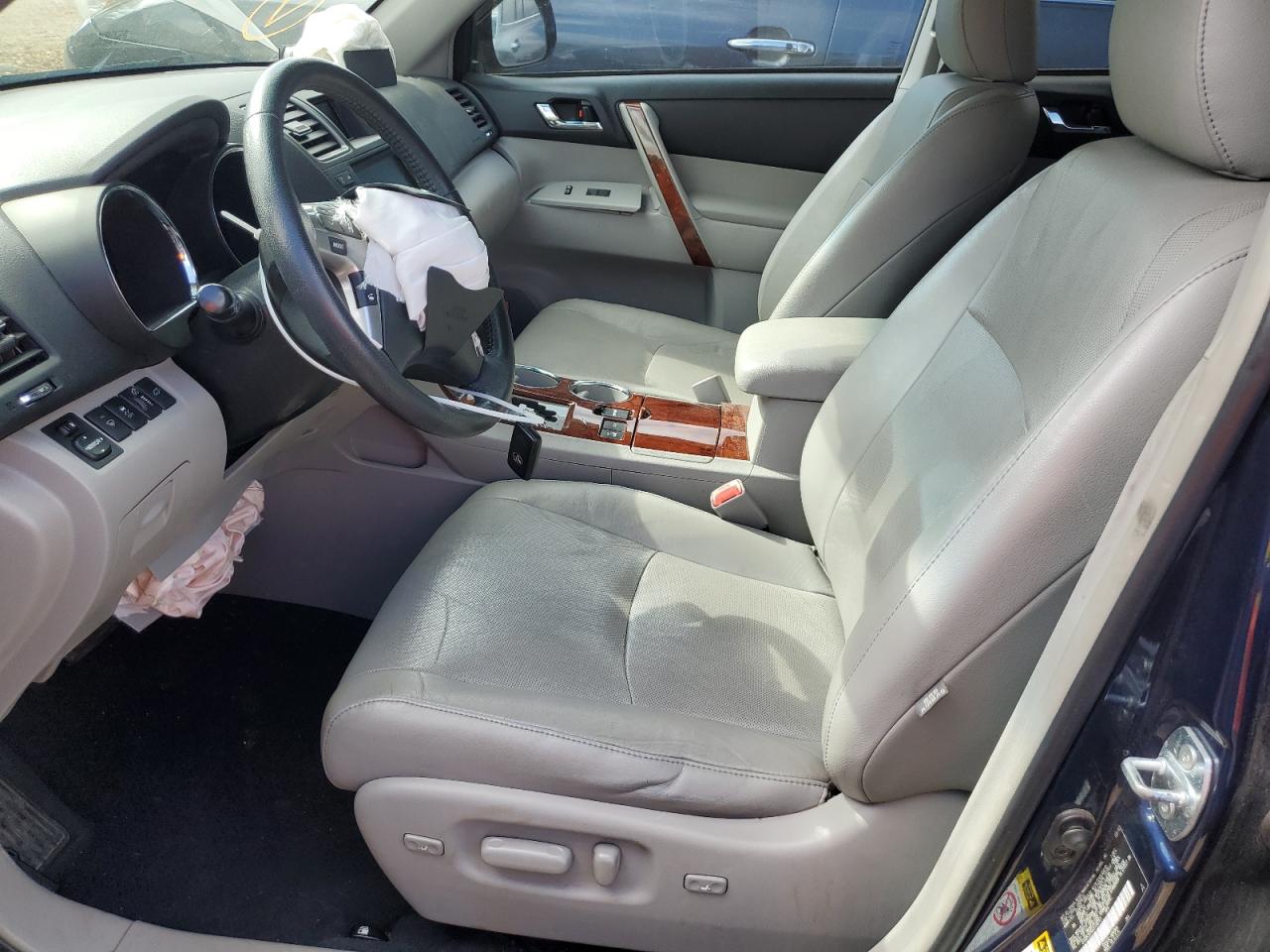 5TDDK3EH0CS136741 2012 Toyota Highlander Limited