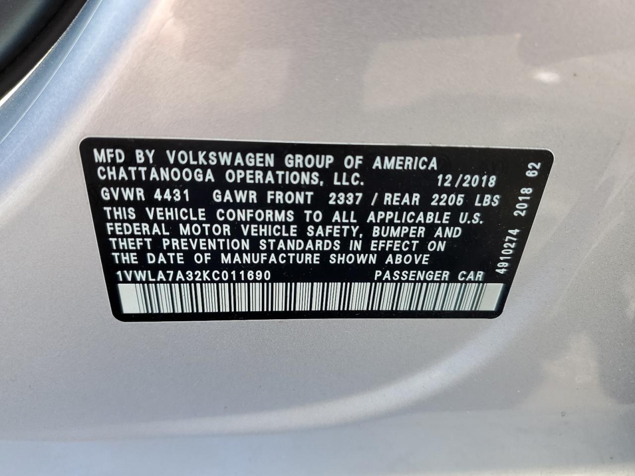 1VWLA7A32KC011690 2019 Volkswagen Passat Wolfsburg