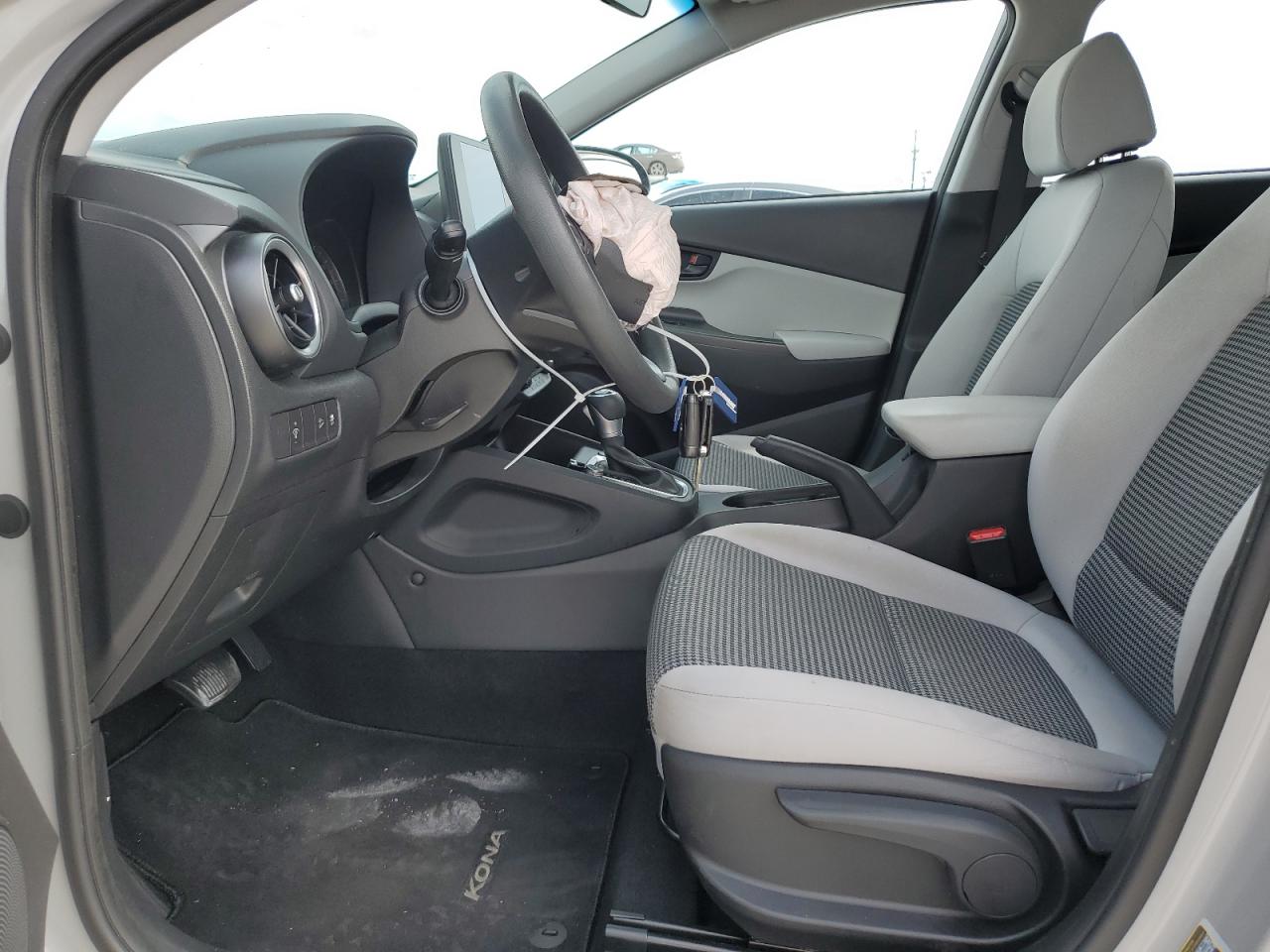 KM8K22AB8NU767427 2022 Hyundai Kona Sel