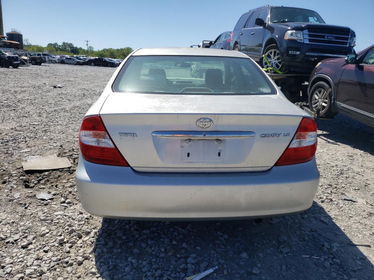 4T1BE32K33U181114 2003 Toyota Camry Le