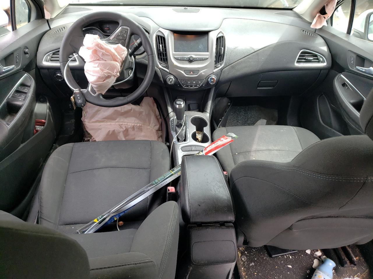 1G1BE5SM1J7110533 2018 Chevrolet Cruze Lt