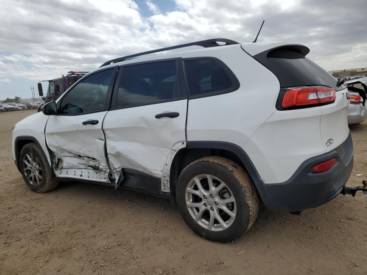 1C4PJLAB9GW116351 2016 Jeep Cherokee Sport