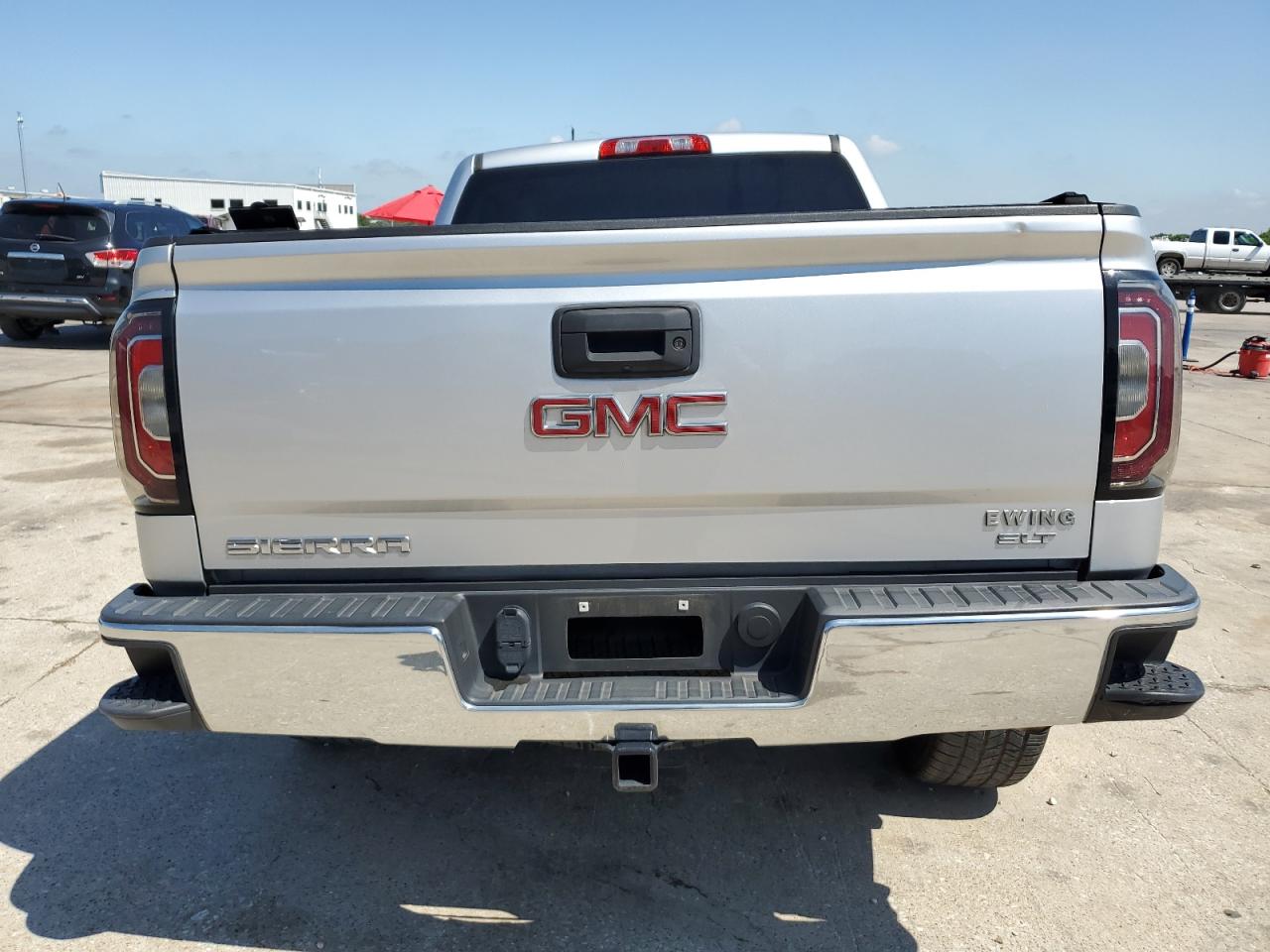 3GTP1NEC1JG626942 2018 GMC Sierra C1500 Slt