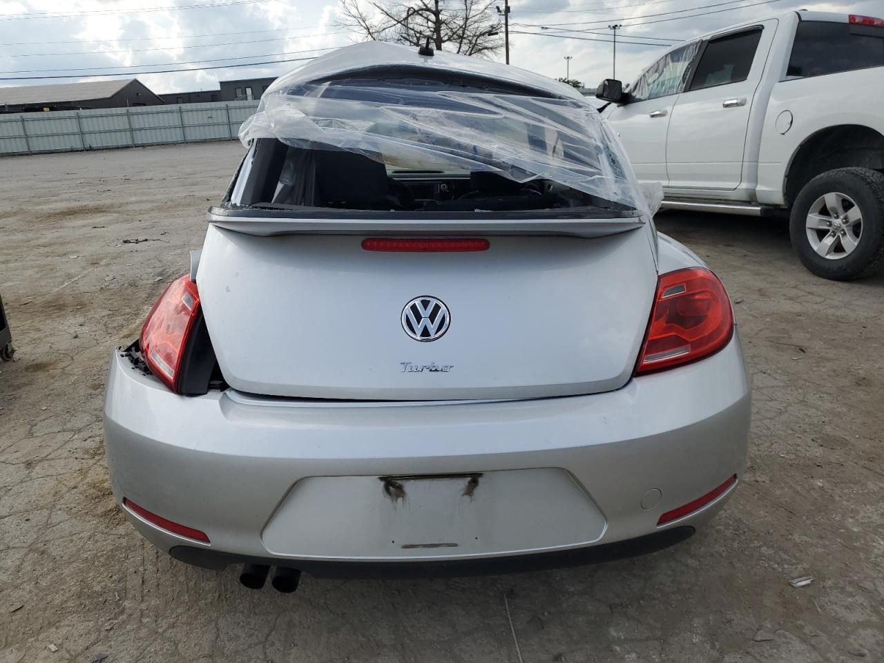 3VWF17AT5GM601305 2016 Volkswagen Beetle 1.8T