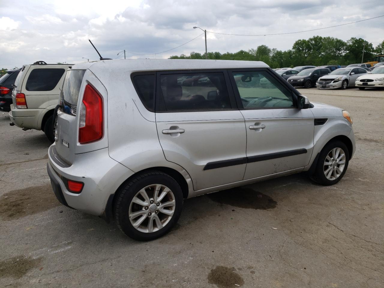 2012 Kia Soul + vin: KNDJT2A62C7457544