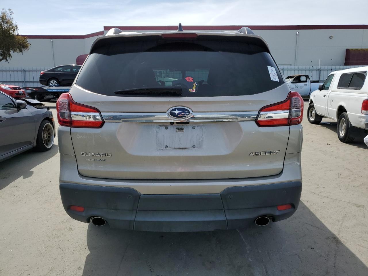 4S4WMAFD5L3413819 2020 Subaru Ascent Premium