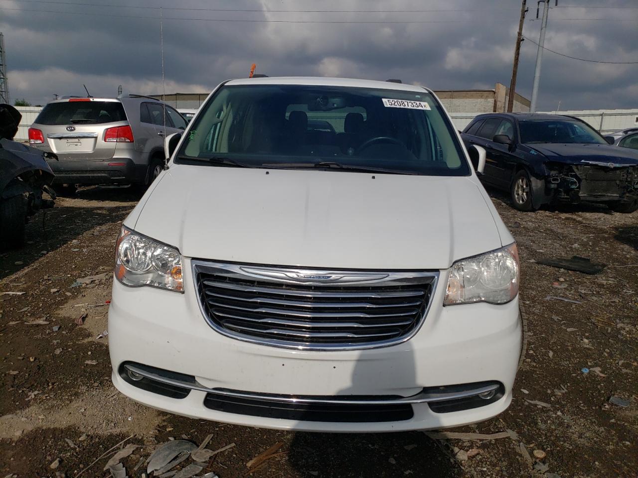 2C4RC1BG2GR127556 2016 Chrysler Town & Country Touring