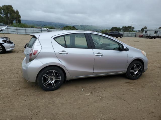 2013 Toyota Prius C VIN: JTDKDTB3XD1555379 Lot: 51956984