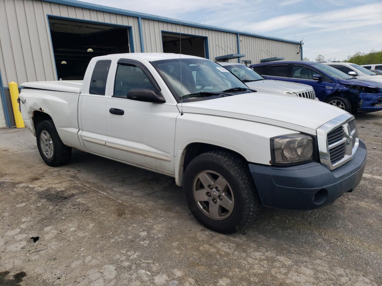 1D7HW42K05S210588 2005 Dodge Dakota Slt