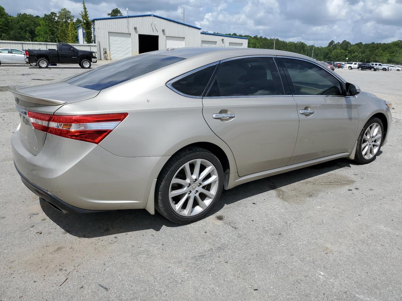 4T1BK1EB1DU035935 2013 Toyota Avalon Base