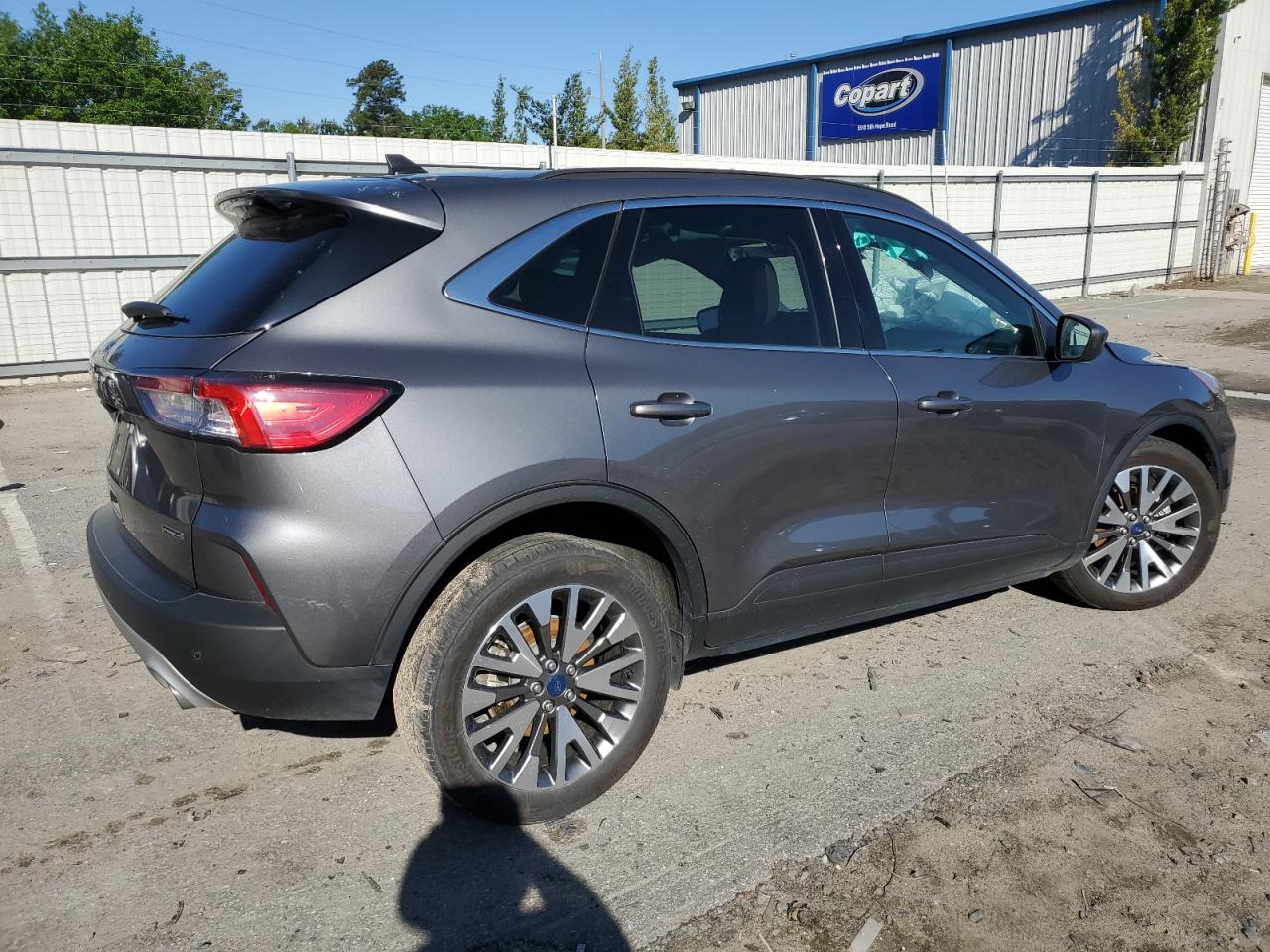 2022 Ford Escape Titanium vin: 1FMCU9DZ2NUB28525