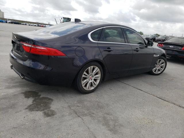 Lot #2477867032 2017 JAGUAR XF PREMIUM salvage car