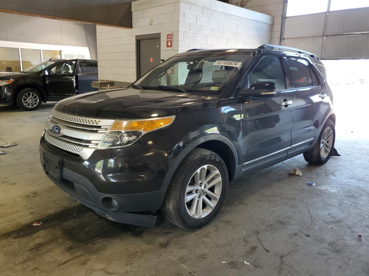 1FMHK8D82BGA13401 2011 Ford Explorer Xlt