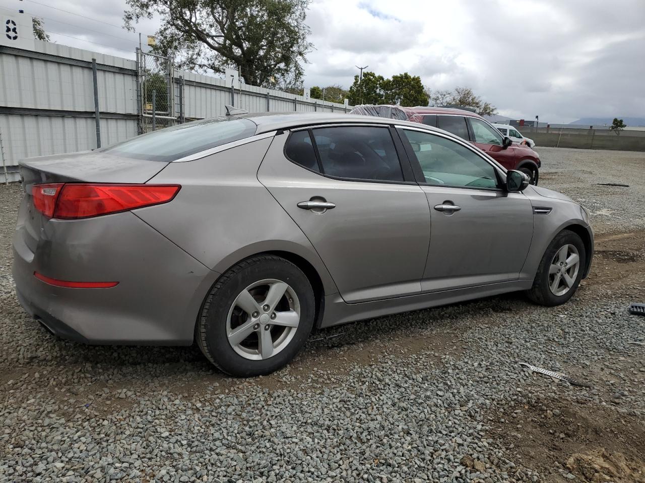 5XXGM4A76FG393791 2015 Kia Optima Lx