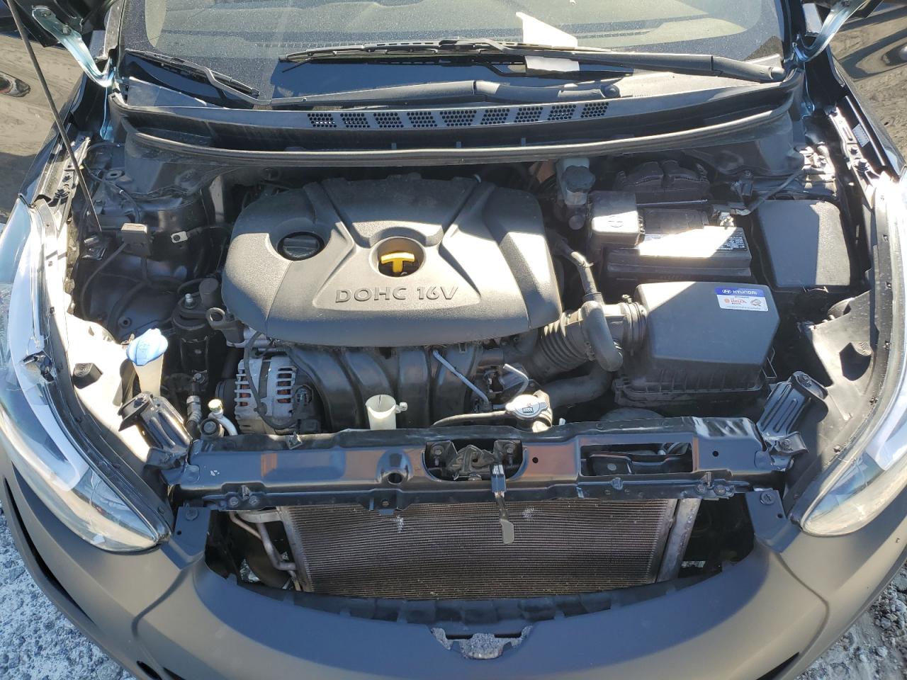 kmhdh4aexgu481126 KMHDH4AEXGU481126 2016 Hyundai Elantra Se