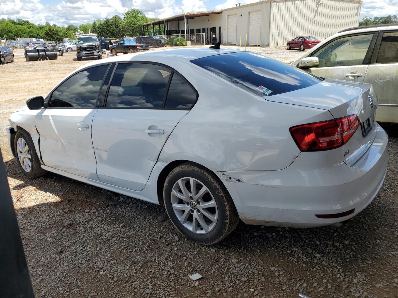 3VWD17AJ8FM219581 2015 Volkswagen Jetta Se