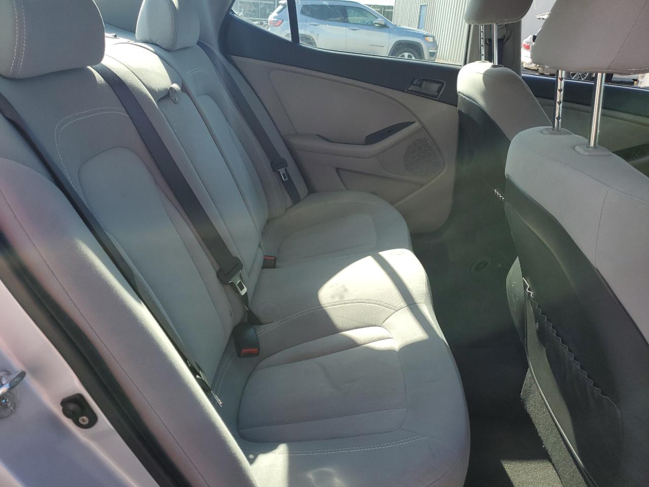 KNAGM4A75B5146628 2011 Kia Optima Lx