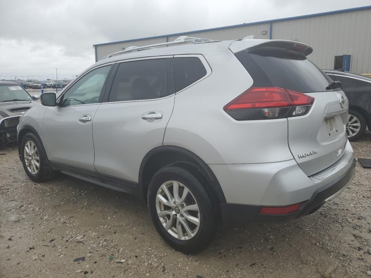 JN8AT2MT4HW131392 2017 Nissan Rogue S