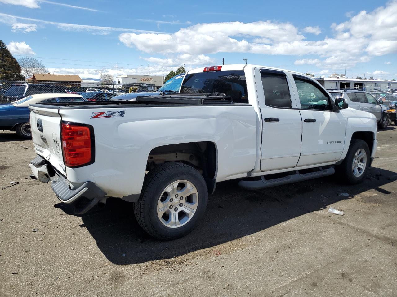 2016 Chevrolet Silverado K1500 Lt vin: 1GCVKREC3GZ343043