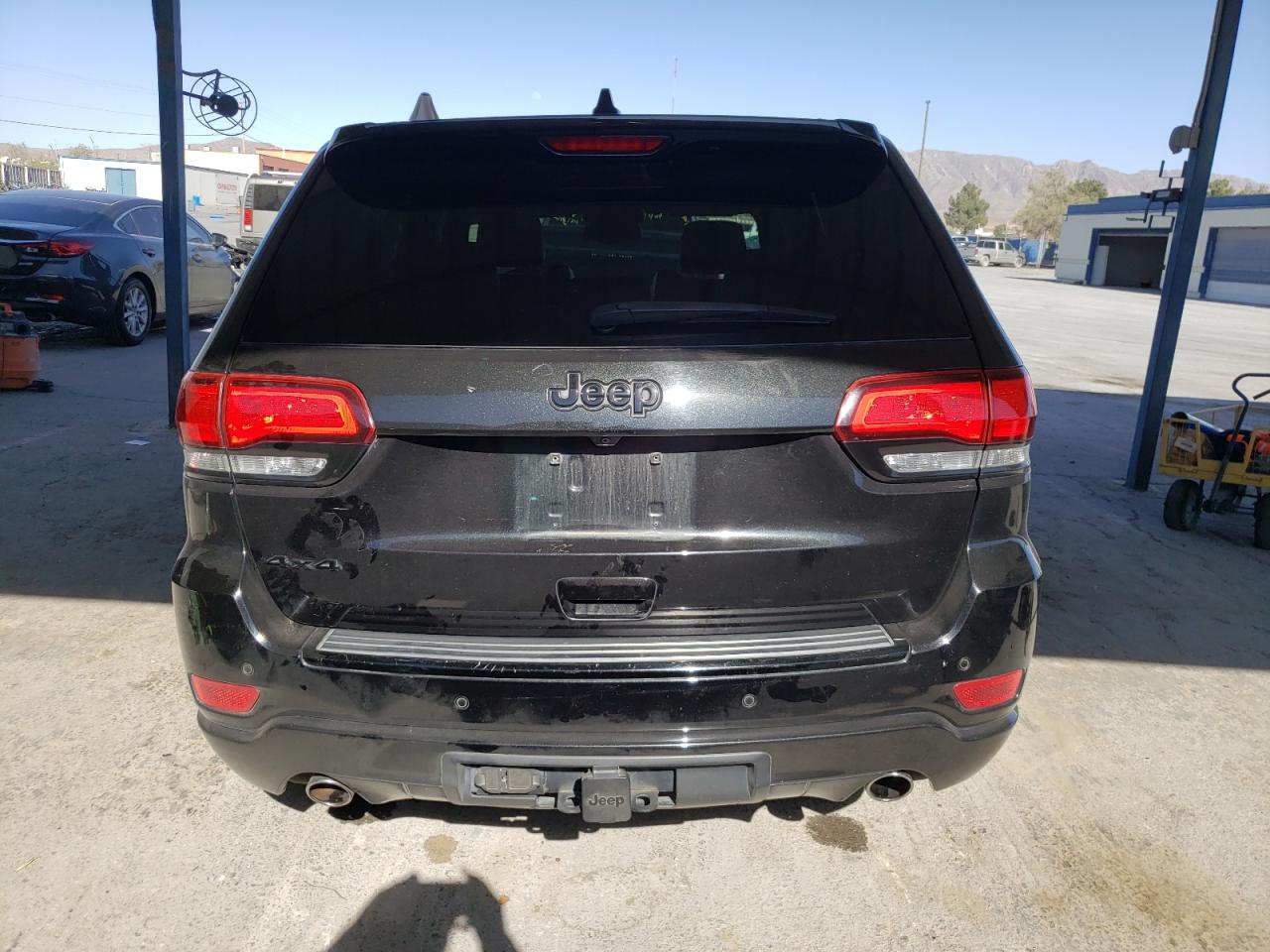 1C4RJFAGXFC115361 2015 Jeep Grand Cherokee Laredo