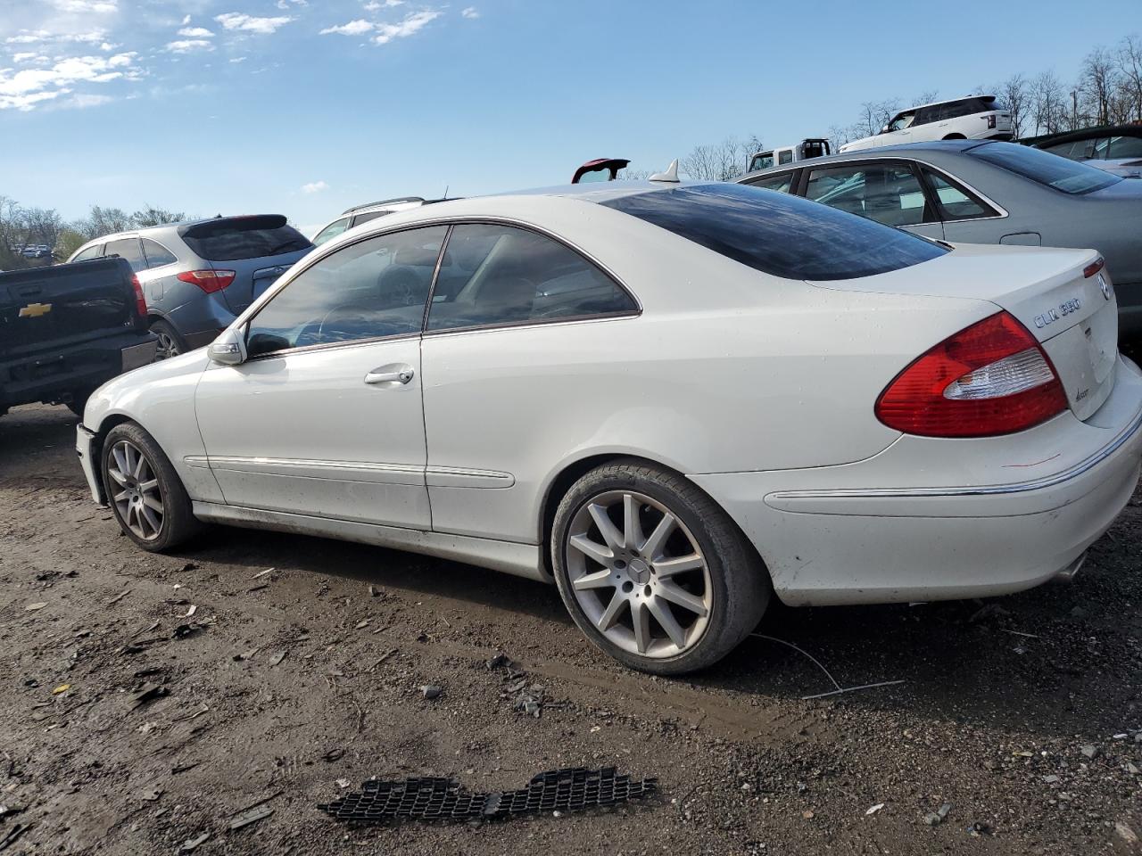 WDBTJ56H27F215163 2007 Mercedes-Benz Clk 350