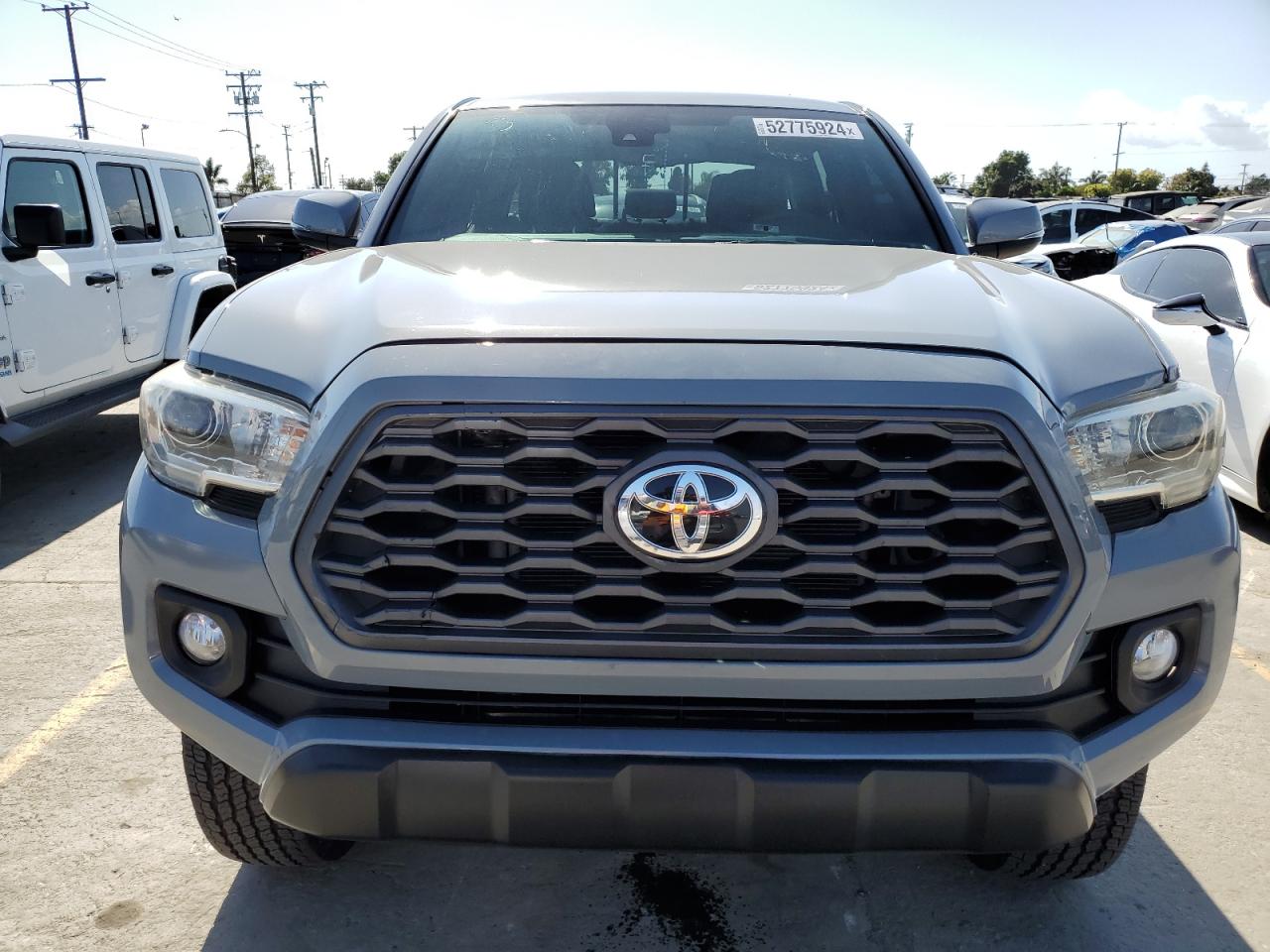 2021 Toyota Tacoma Double Cab vin: 3TMCZ5AN3MM388385