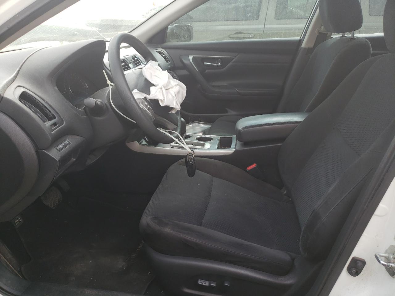 2015 Nissan Altima 2.5 vin: 1N4AL3AP9FN387559