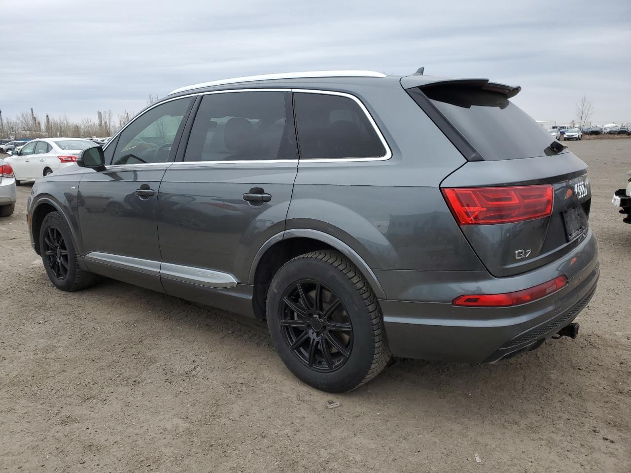 WA1WAAF72JD015363 2018 Audi Q7 Technik S-Line