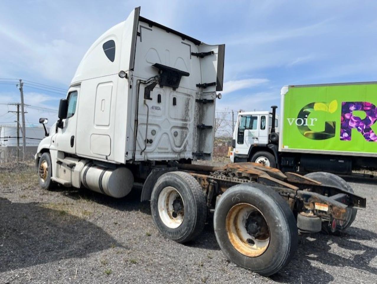 1FUJGLDR4HLJJ6878 2017 Freightliner Cascadia 125